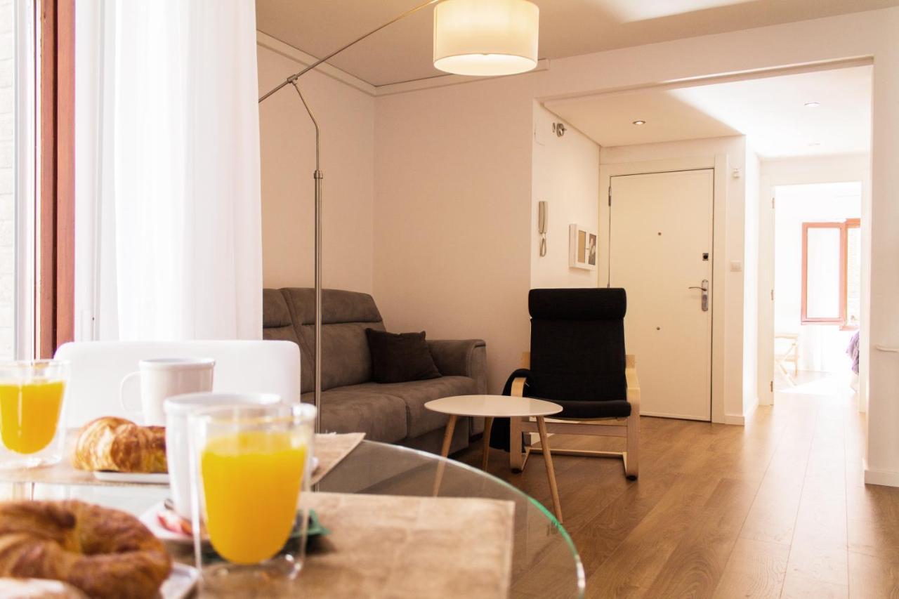 Apartamento Con Vistas En Centro Historico サラゴサ エクステリア 写真
