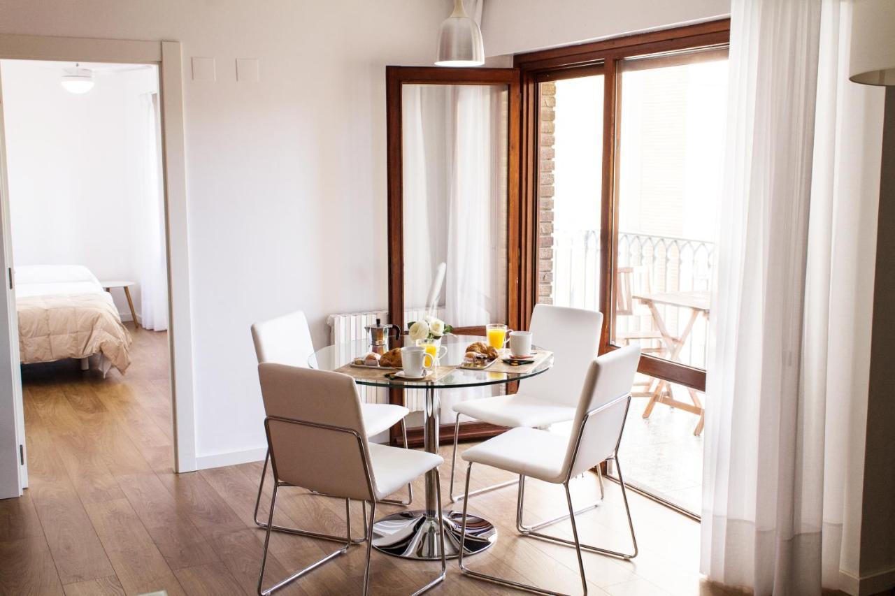 Apartamento Con Vistas En Centro Historico サラゴサ エクステリア 写真